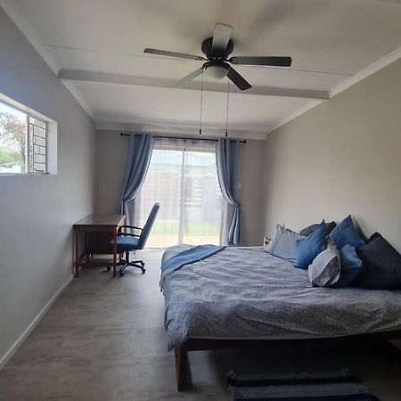 Rock Away Beach Condo. Хартенбос Экстерьер фото
